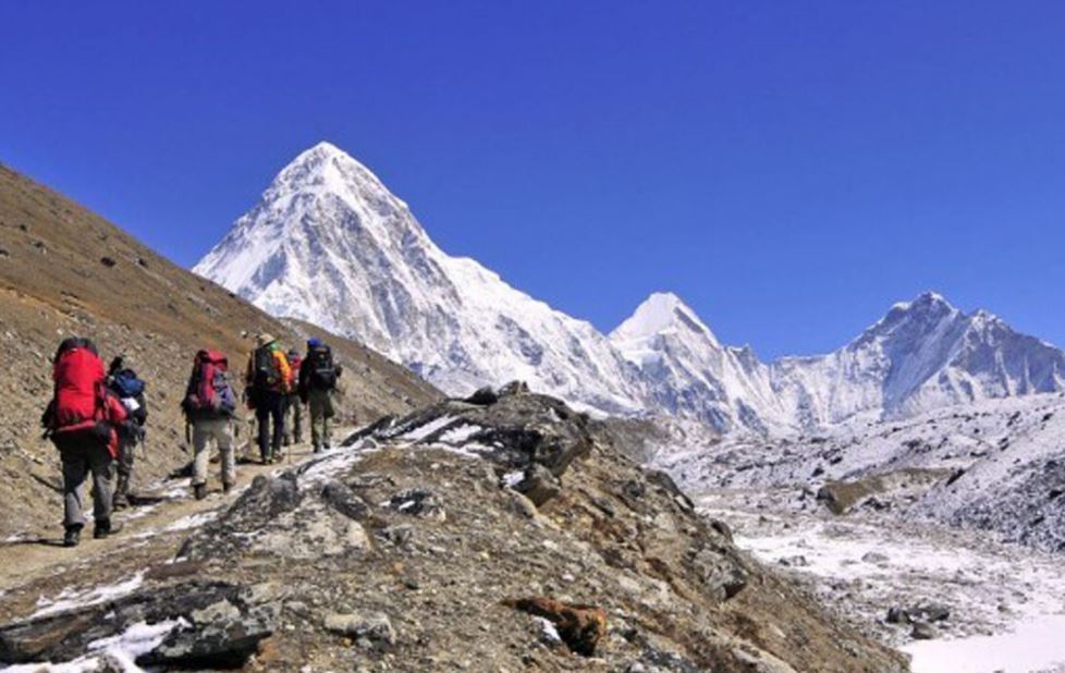 पर्यटकीय क्षेत्रमा चहलपहल बढ्यो